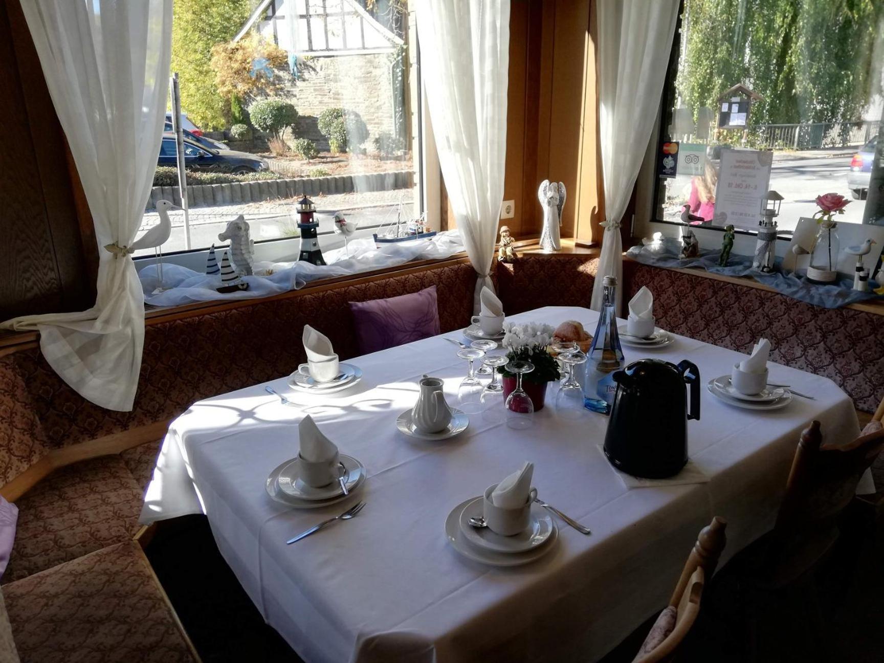 Hotel-Restaurant Denklinger-Hof Reichshof Kültér fotó